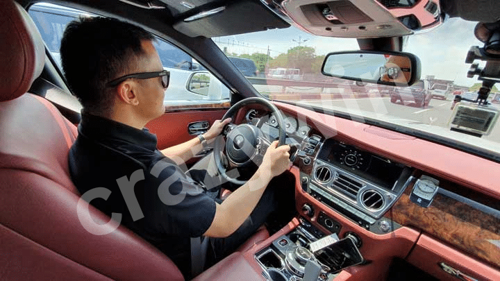 men own rolls royals